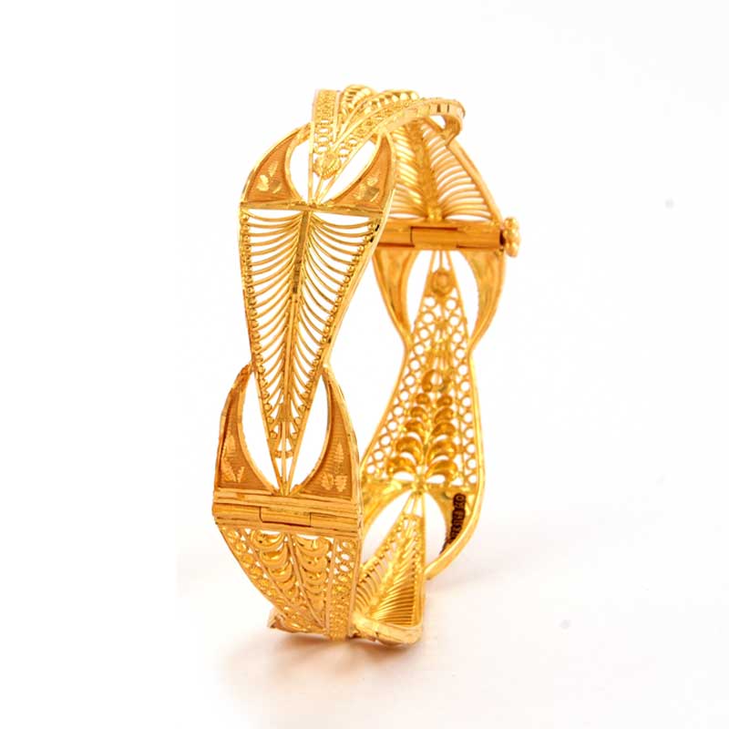 Gold Chur image 30