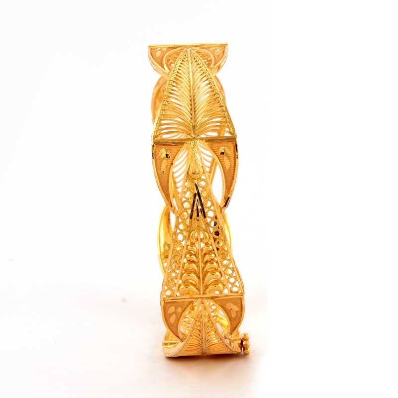 Gold Chur