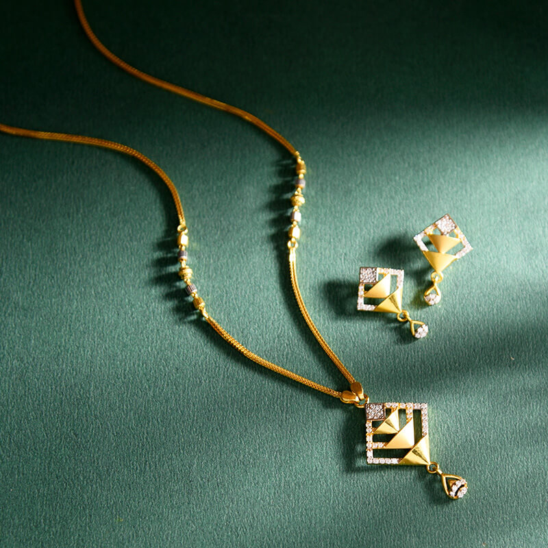 Light Weight Gold Chains image 41