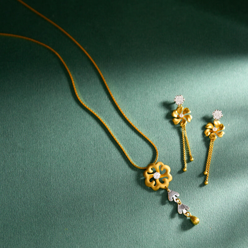 Light Weight Gold Chains image 43