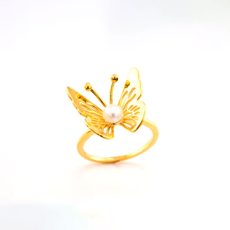 Pearl Ring