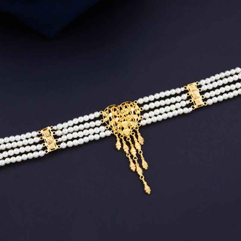 Pearl Choker image 50