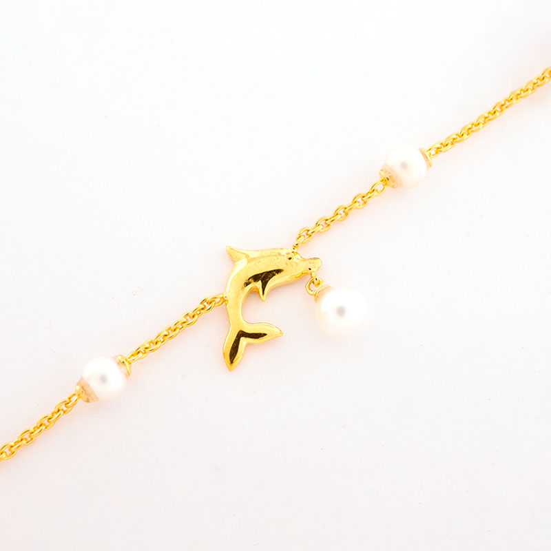 Pearl Wristlet