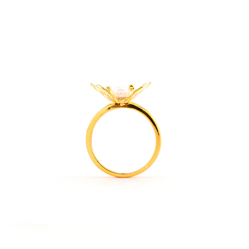 Pearl Ring