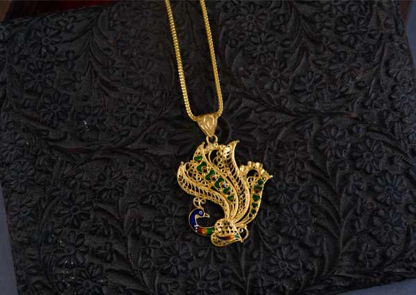 Pendant image 142