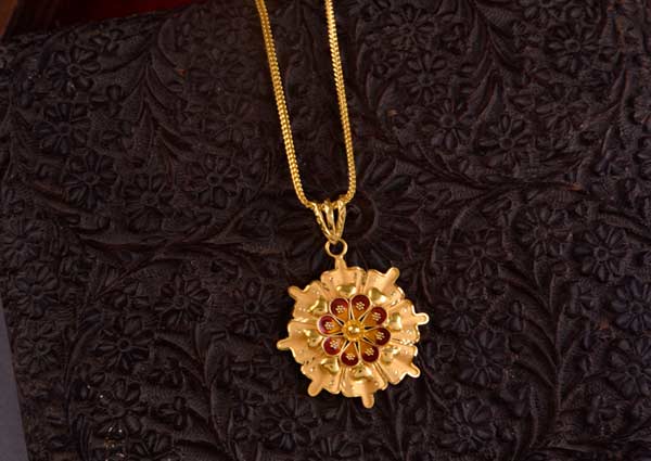 Pendant image 143