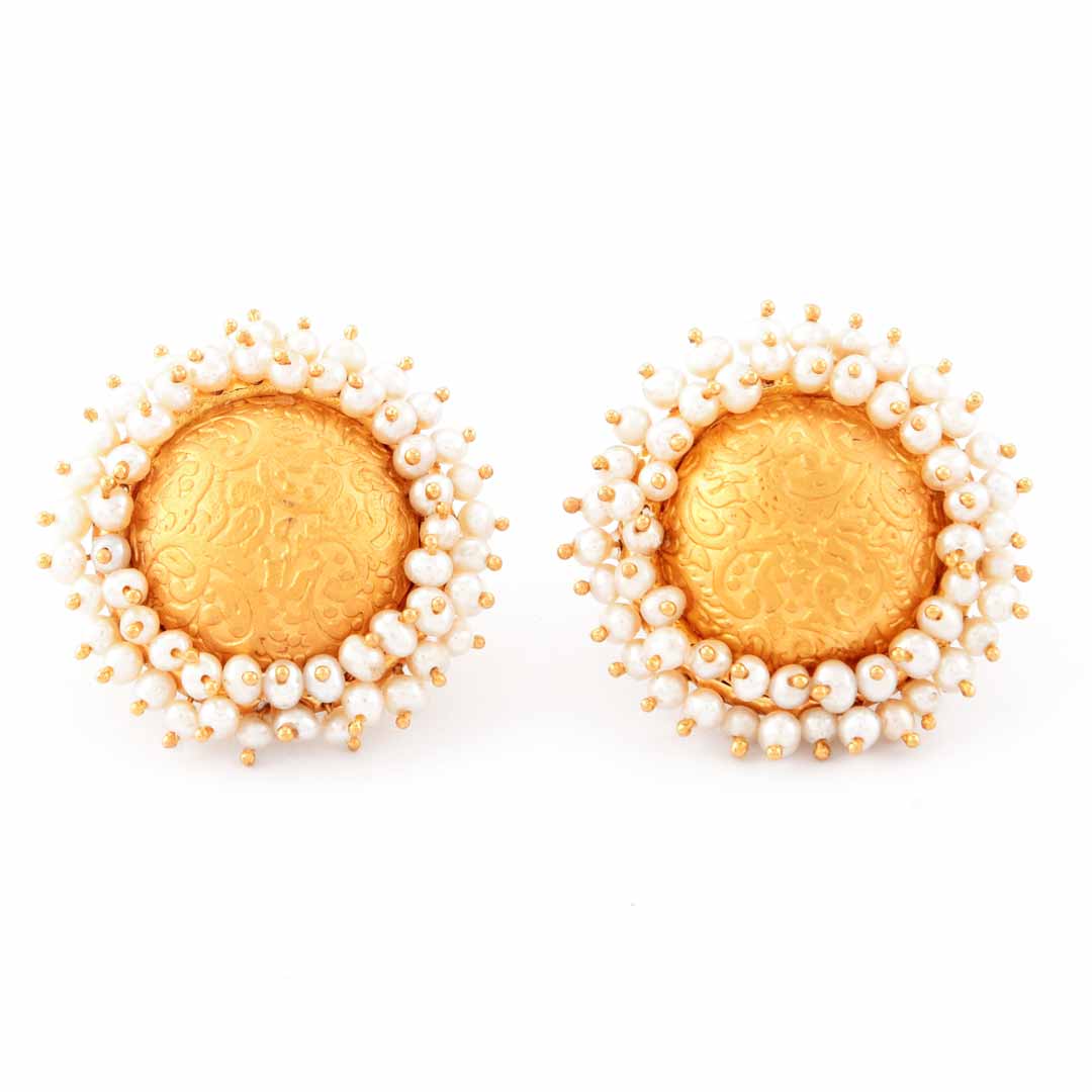 Ear-tops