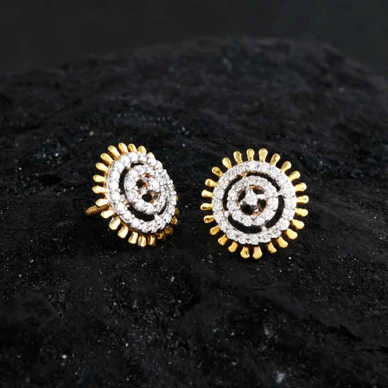 https://shyamsundarco.com/images/online_jewellery/new/diamond/earring//3.jpg?v=2802202488