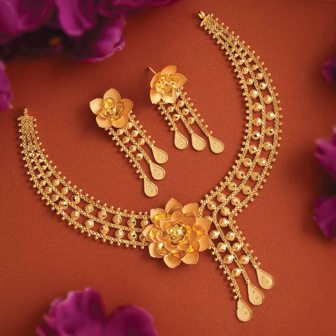 Gold Necklace image 76