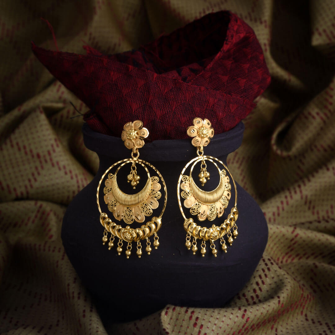 Gold Earring image 16